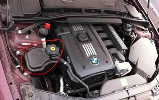 手把手教你:汽車(chē)發(fā)動(dòng)機(jī)水泵維修檢查步驟